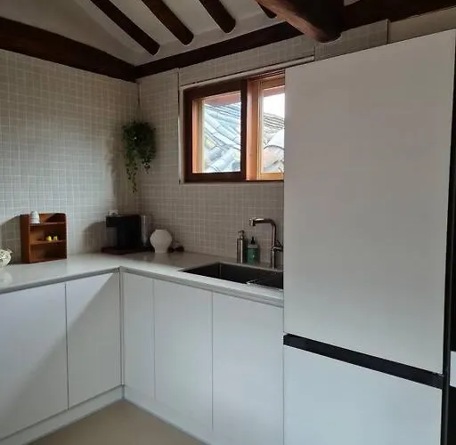 Villa Unwadang Private Luxury Hanok House In Bukchon