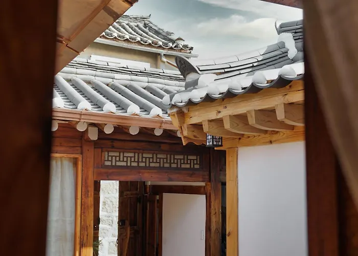 Unwadang Private Luxury Hanok House In Bukchon *